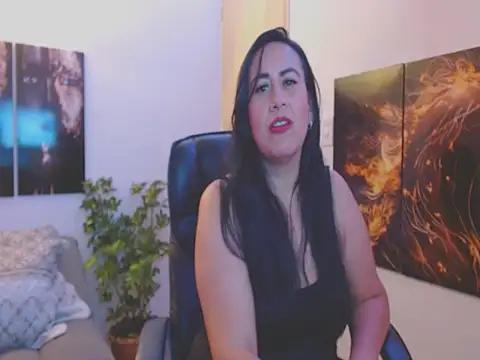 amalia_brunette from StripChat