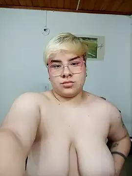 amalia_love from StripChat