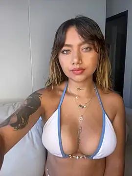 amanda-medrano1 from StripChat