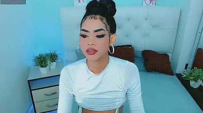 Amanda_bigx from StripChat
