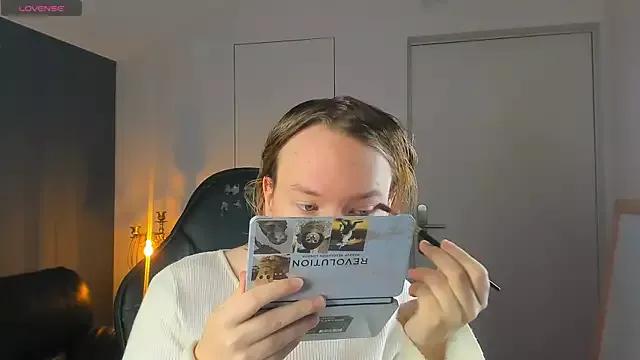 Amanda_Butlerr from StripChat