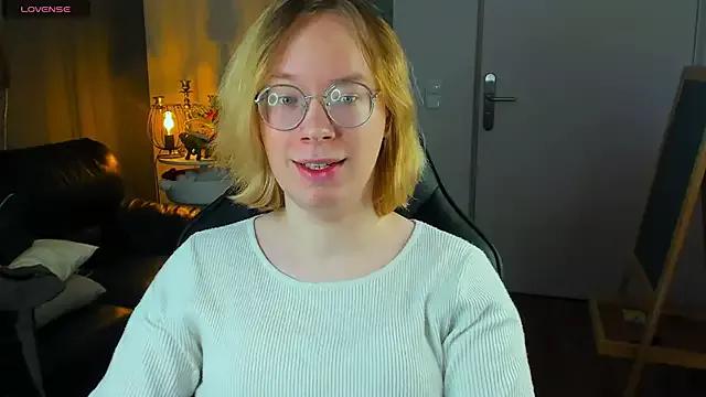 Amanda_Butlerr from StripChat