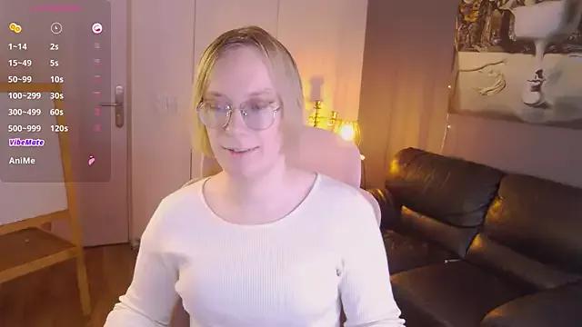 Amanda_Butlerr from StripChat is Freechat