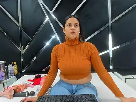 Amandarodriguees_ from StripChat