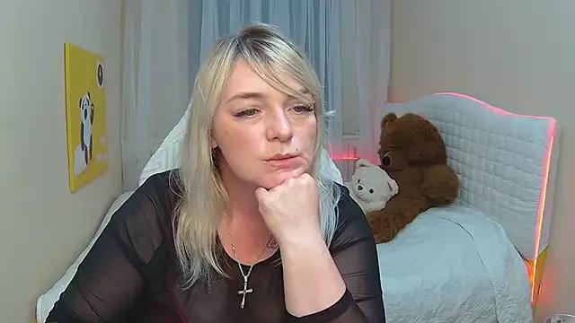 AmandaSkript from StripChat