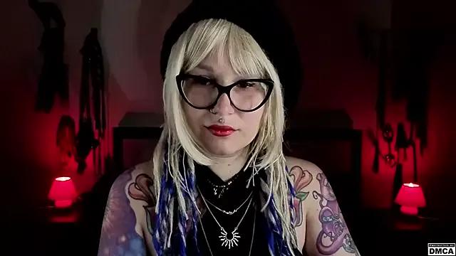 Amanita__Pantherina from StripChat is Freechat