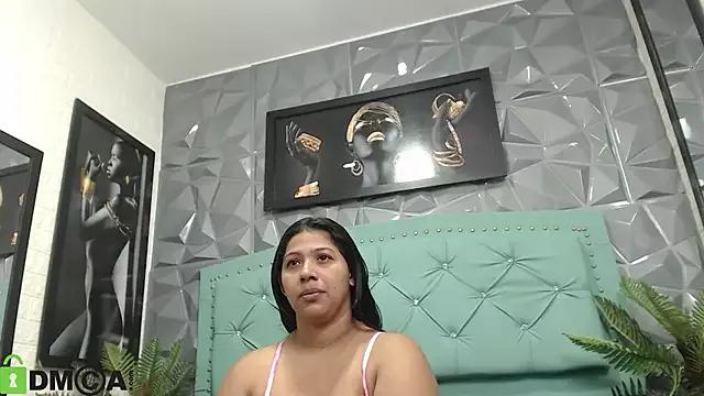 Amara__Hank from StripChat is Freechat