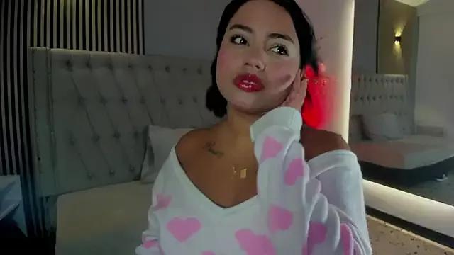 Amara_Capee from StripChat is Freechat