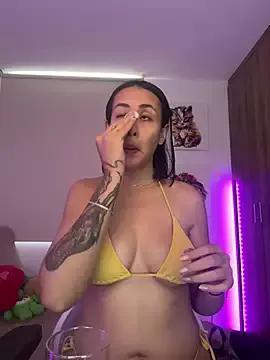 amara_cruz2 from StripChat