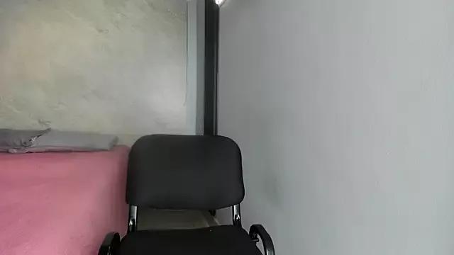 Amara_luxe from StripChat is Freechat