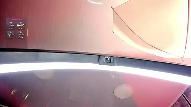 amaraa_lewiis from StripChat is Freechat