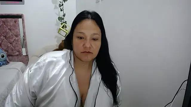 amaranta_rouse from StripChat