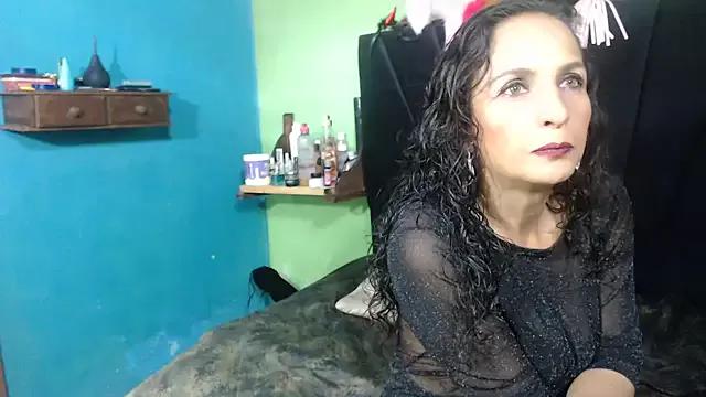 Amaranta_Smitth from StripChat
