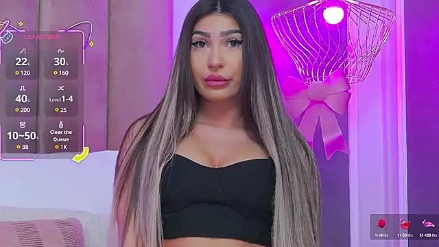 AmaraRay from StripChat