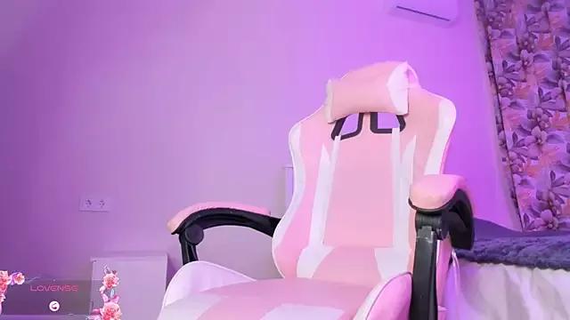 amayaa_mawo from StripChat is Freechat