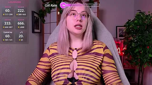 amazingirlz from StripChat