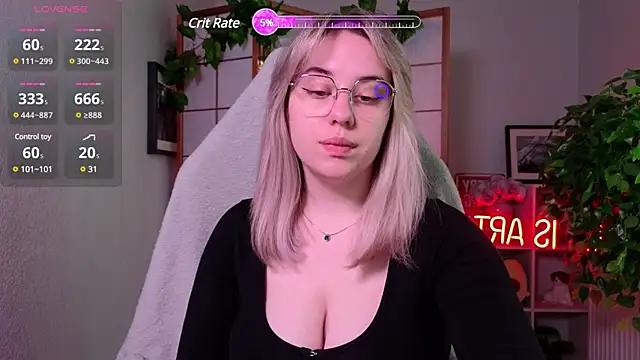 amazingirlz from StripChat