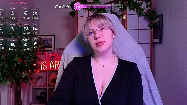 amazingirlz from StripChat
