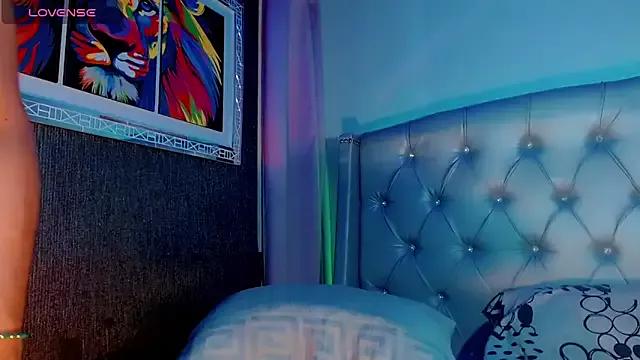 AmazingMistressNathy from StripChat