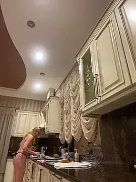Amazoniiaa webcams show profile image 