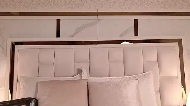 ambar_rosse25 from StripChat