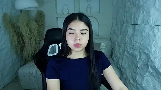 ambarina_r from StripChat