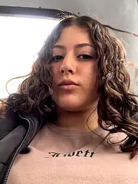 Amber_rose_outdoors from StripChat is Freechat