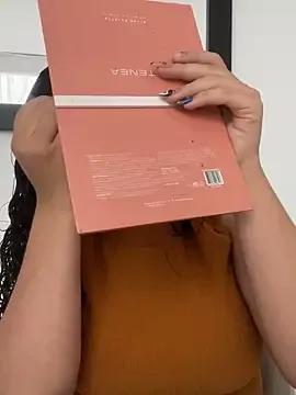 Amber_rose_outdoors from StripChat is Freechat