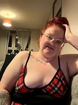 AmberBliss-X from StripChat is Freechat