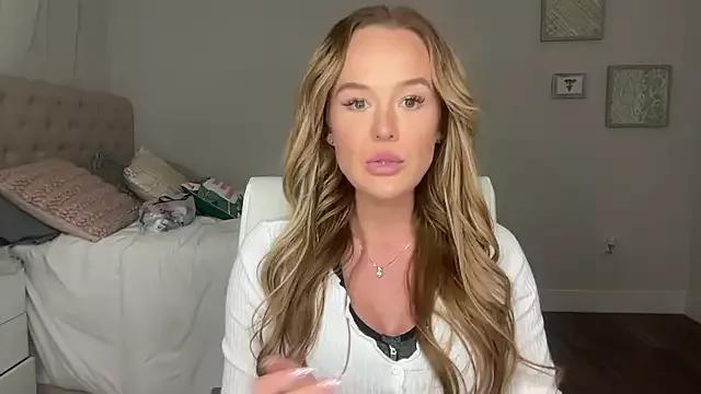 Amberjayxox0 from StripChat is Freechat