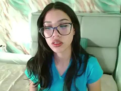 AmberJeong from StripChat is Freechat