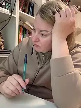 Amelia-Diamond from StripChat is Freechat