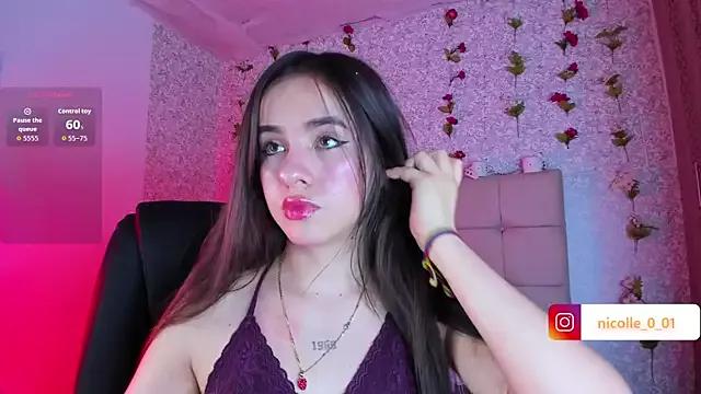 amelia_ferrerx from StripChat is Freechat