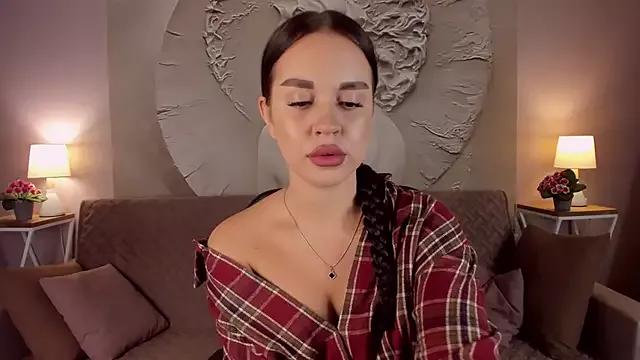 AmeliaRoyale from StripChat is Freechat