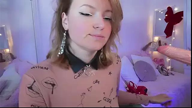 Ameliasweety69 from StripChat is Freechat