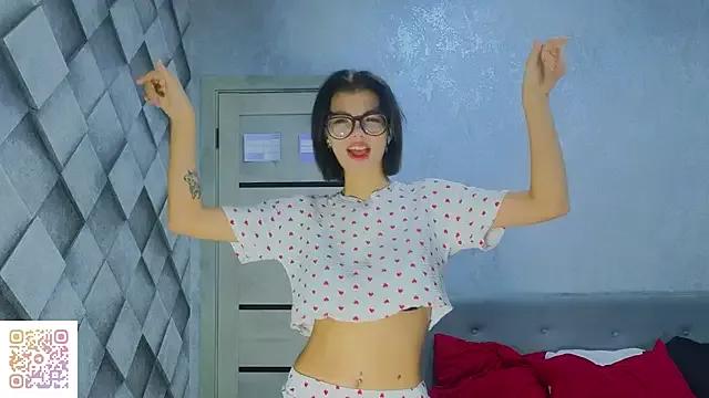 Ameliisun from StripChat is Freechat