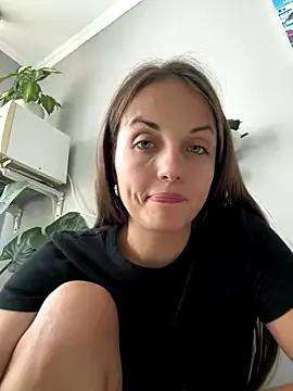AmiLavs from StripChat is Freechat