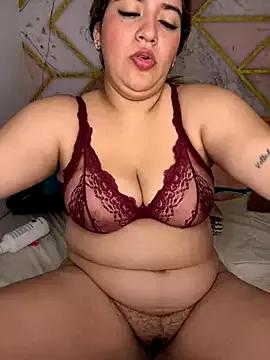 Amira_Malia from StripChat is Freechat