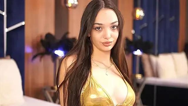 AmiraVeyl from StripChat is Freechat
