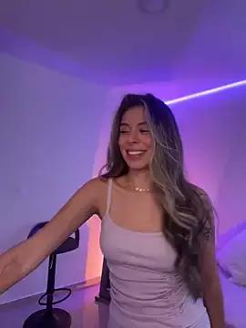 AmmyCollinsW from StripChat