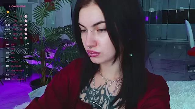 AMORALOVKA on StripChat