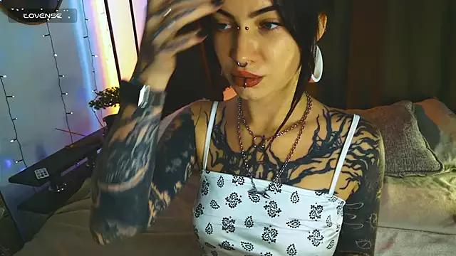 amorelove_ from StripChat is Freechat