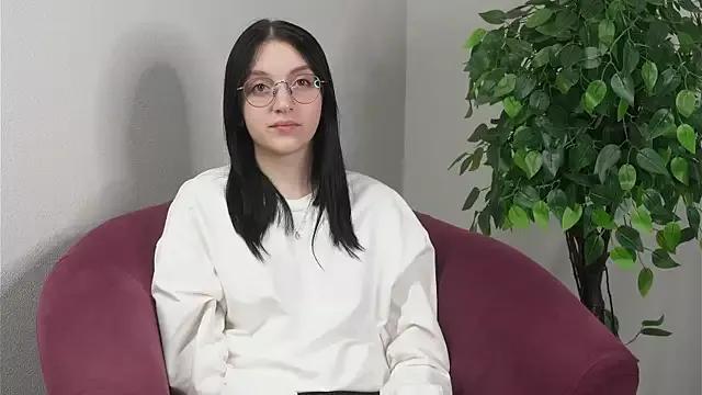 AmyDilox from StripChat is Freechat