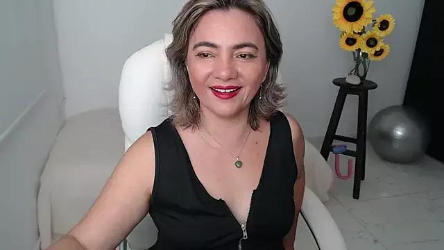 ana_milf from StripChat