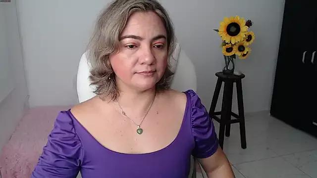 ana_milf from StripChat
