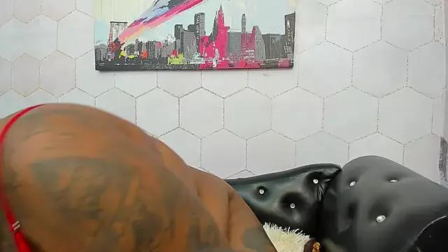 Anaa_Fuentess from StripChat