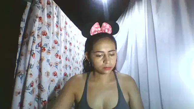 Anabelhotxx16 from StripChat is Freechat