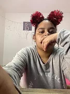 Anabelle_00_ from StripChat is Freechat