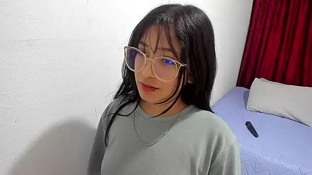 analizmf from StripChat