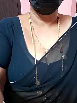 ananya956 from StripChat